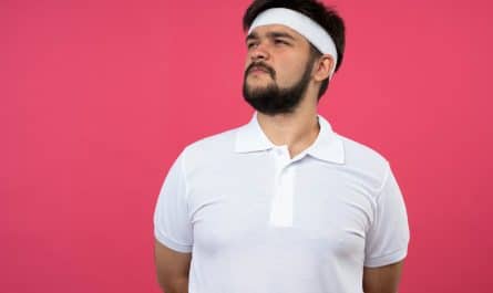 Un biais jersey sur un col
